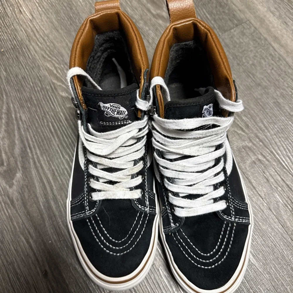 Vans Sk8-Hi Stacked Black/White High Top Lace Up Suede Canvas Sneakers 7.5